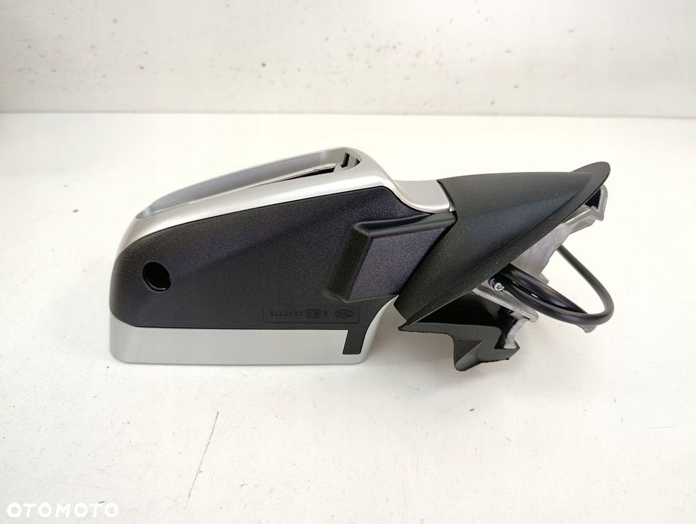 SUZUKI BURGMAN 650 LUSTERKO PRAWE - 2