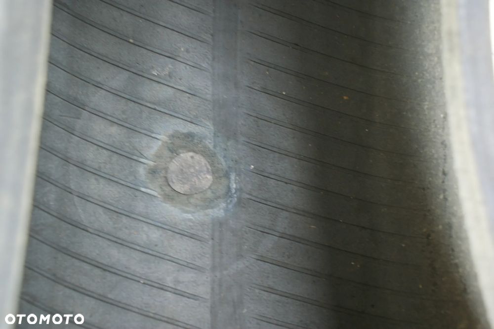 235/60R17 BRIDGESTONE BLIZZAK LM-25 4x4 , 5,7mm R492 - 3