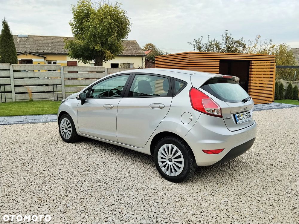 Ford Fiesta - 23