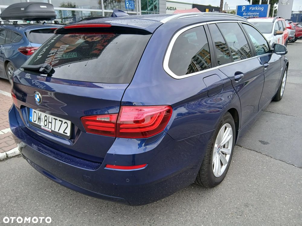 BMW Seria 5 528i xDrive - 10