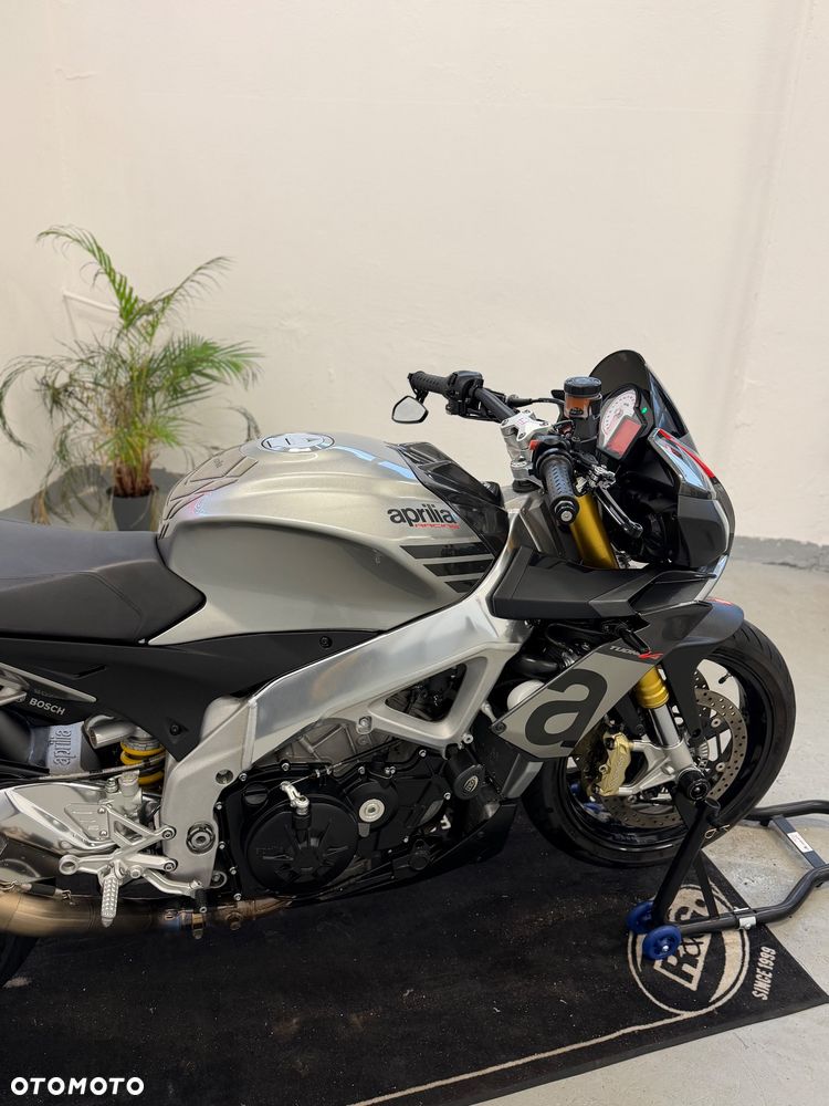 Aprilia Tuono - 7