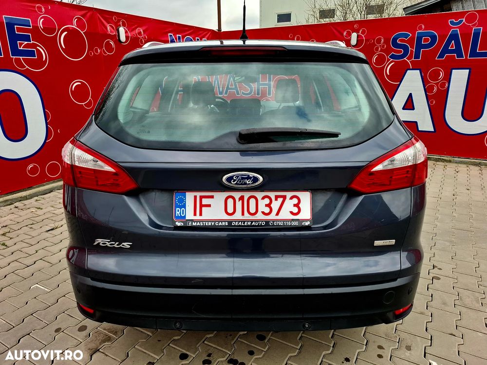 Ford Focus 1.6 TDCI ECOnetic 88g Start-Stopp-System Titanium - 7