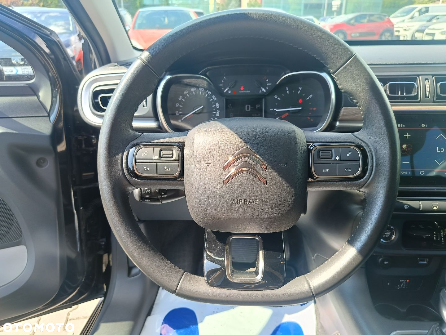 Citroën C3 1.2 PureTech Shine EAT6 - 12