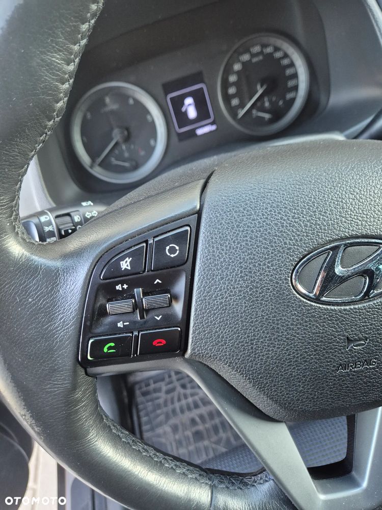 Hyundai Tucson 1.7 CRDI BlueDrive Style 2WD DCT - 16