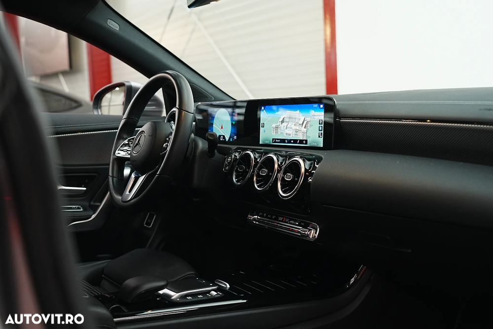 Mercedes-Benz CLA 180 7G-DCT Progressive - 18