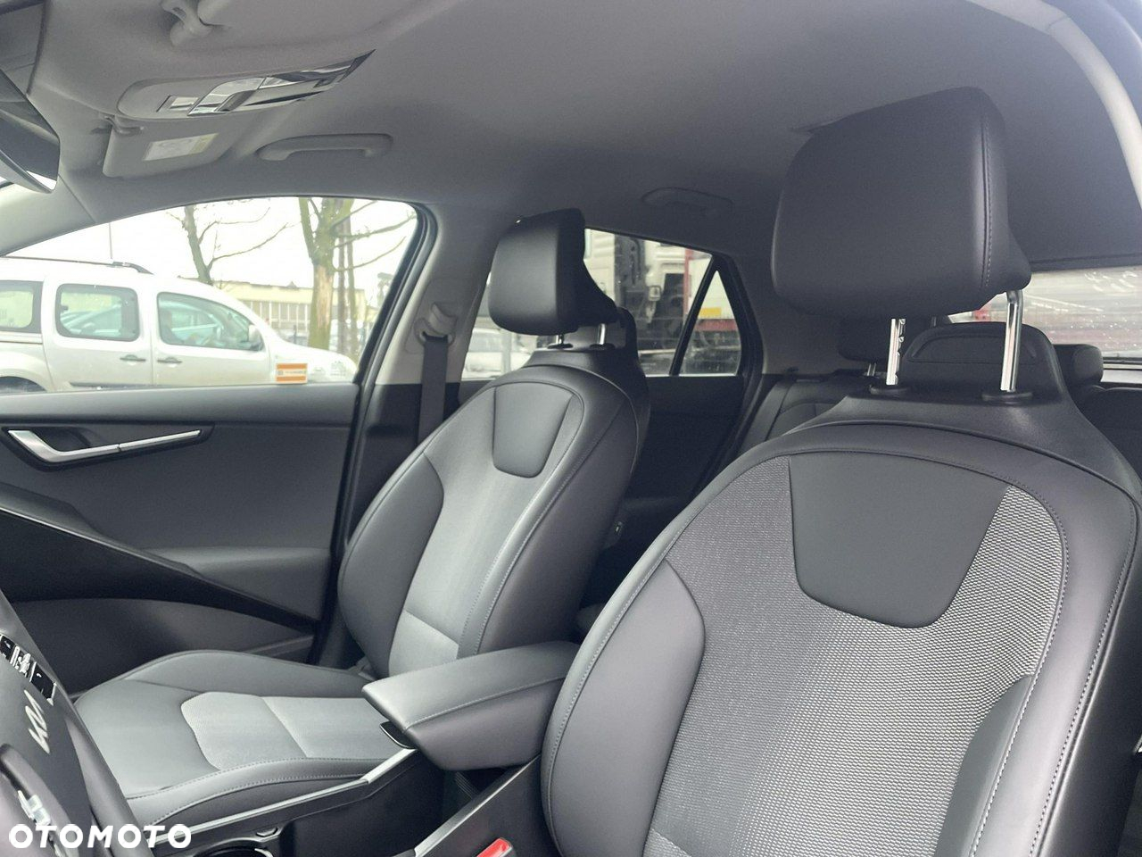 Kia Niro 1.6 GDI Hybrid Business Line - 11