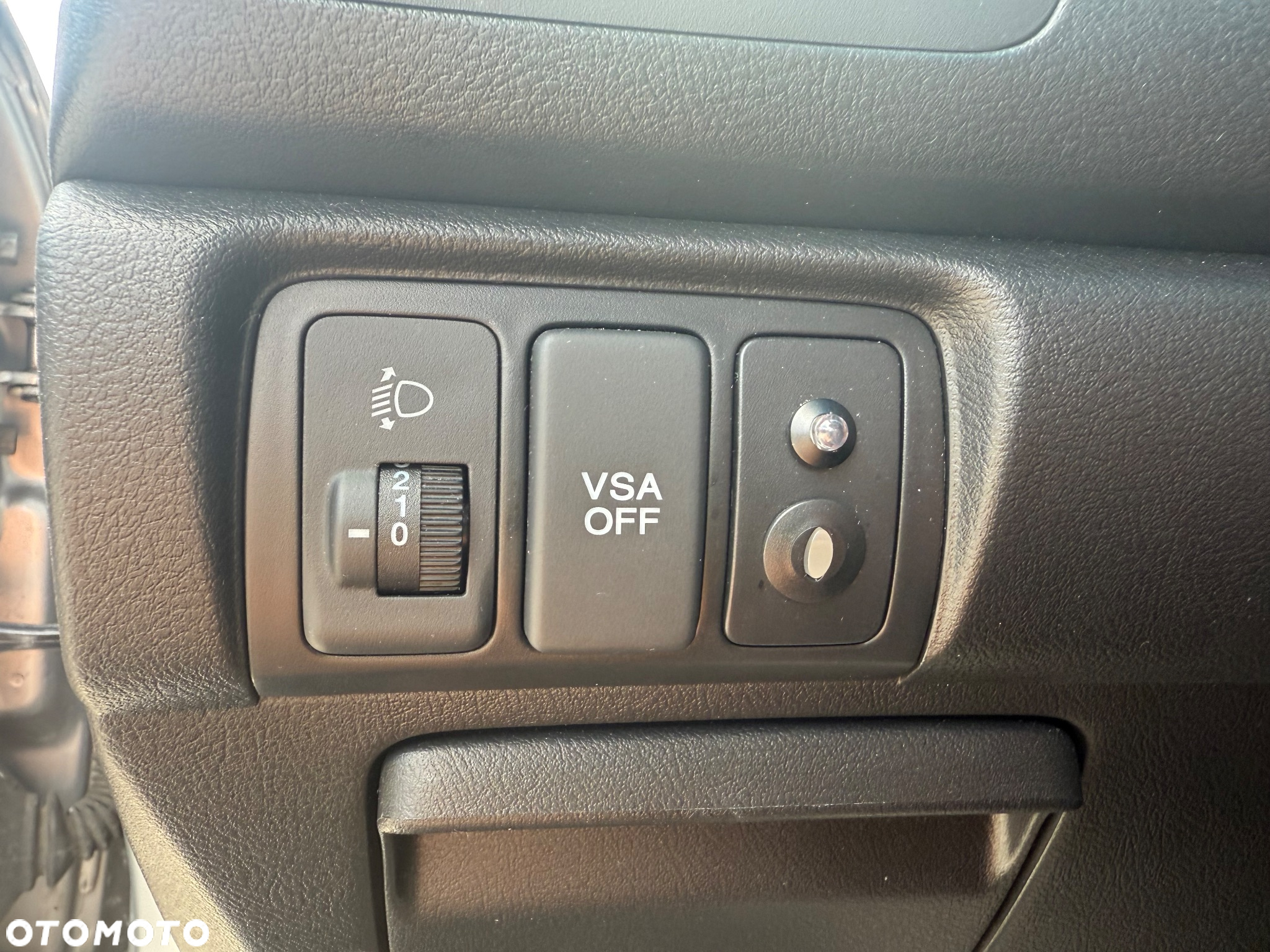 Honda Accord 2.0 Comfort - 12
