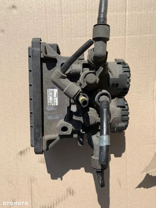Zawór EBS Modulator K001411 Renault Premium DXI VOLVO FH różne zawory - 1