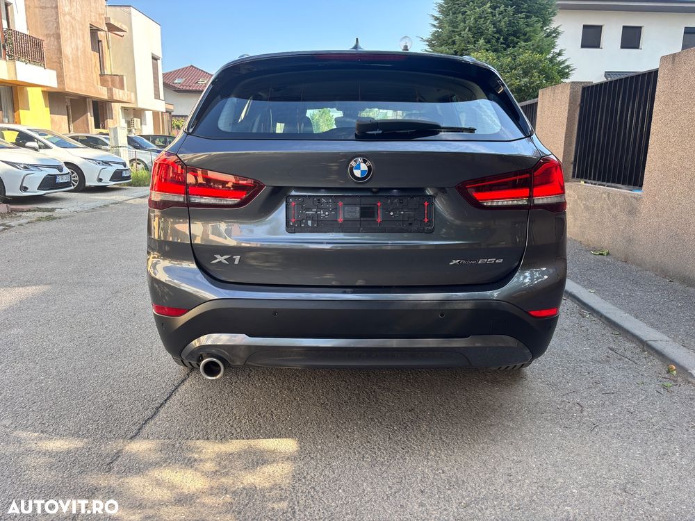 BMW X1 xDrive25e Advantage - 4
