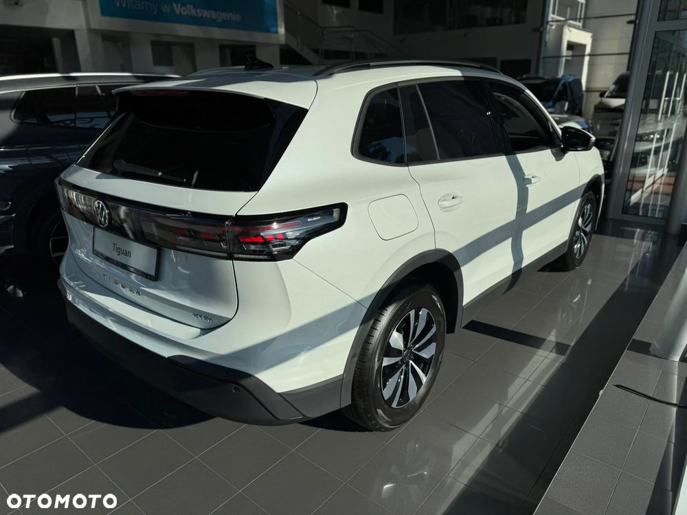 Volkswagen Tiguan 1.5 eTSI Life Plus DSG - 6
