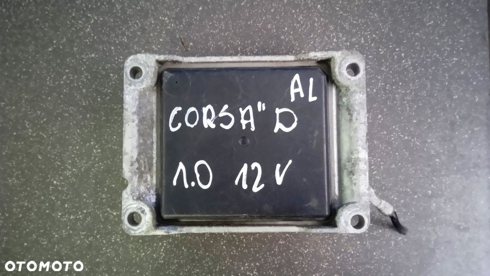 Komputer sterownik silnika Z10XEP Opel Corsa D 1.0 12V 55557932 AW 0261208939 - 2