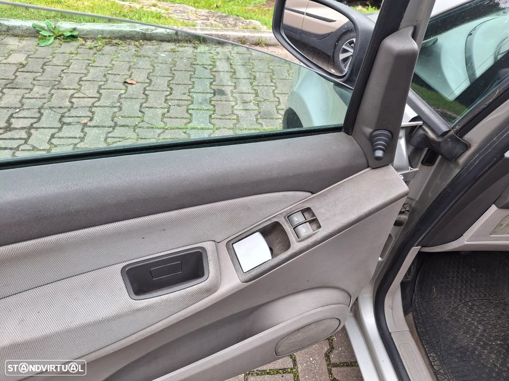 Fiat Idea 1.3 M-Jet Emotion - 8