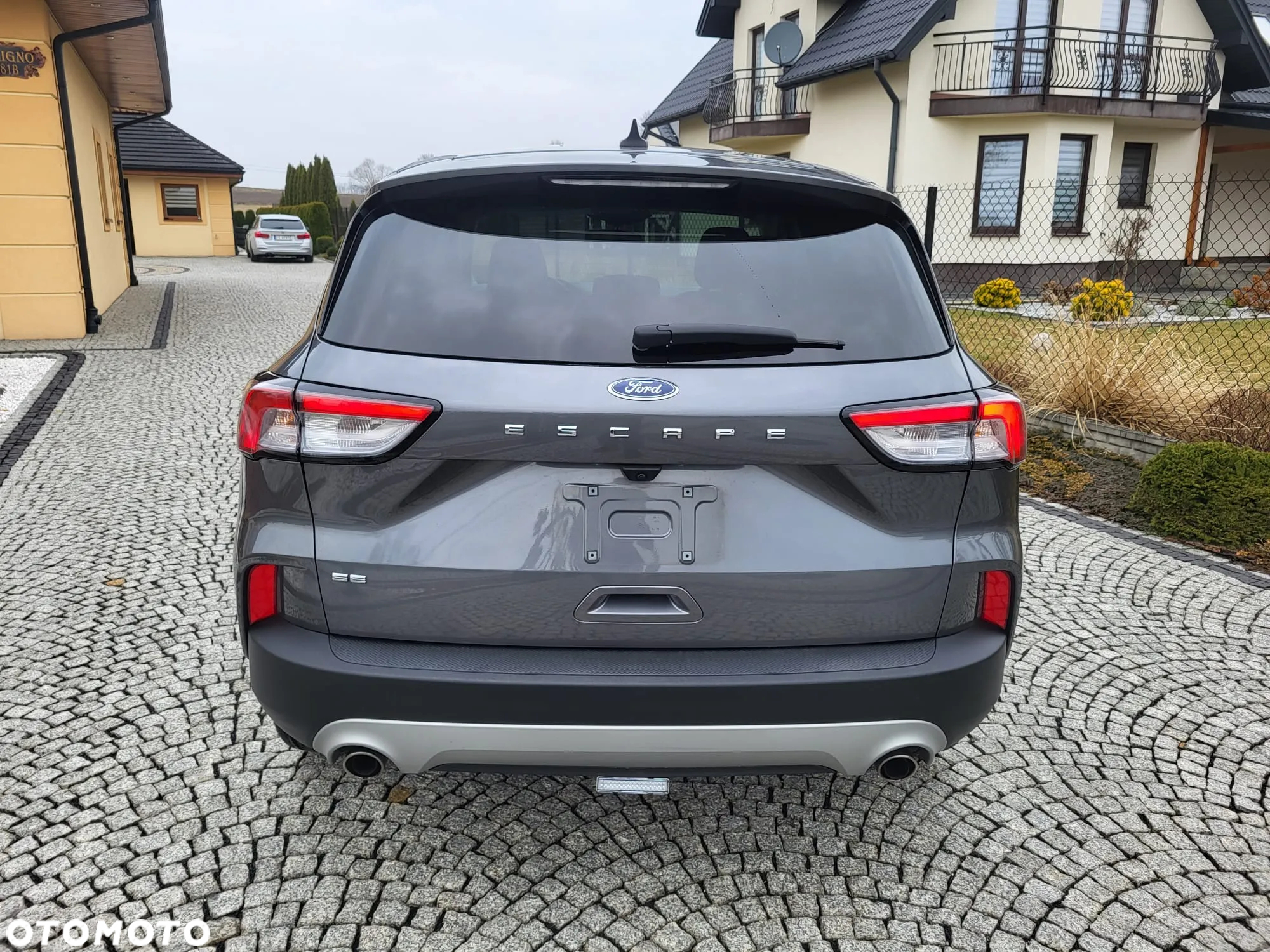 Ford Kuga - 38