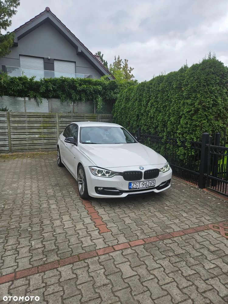 BMW Seria 3 318d Sport Line - 18