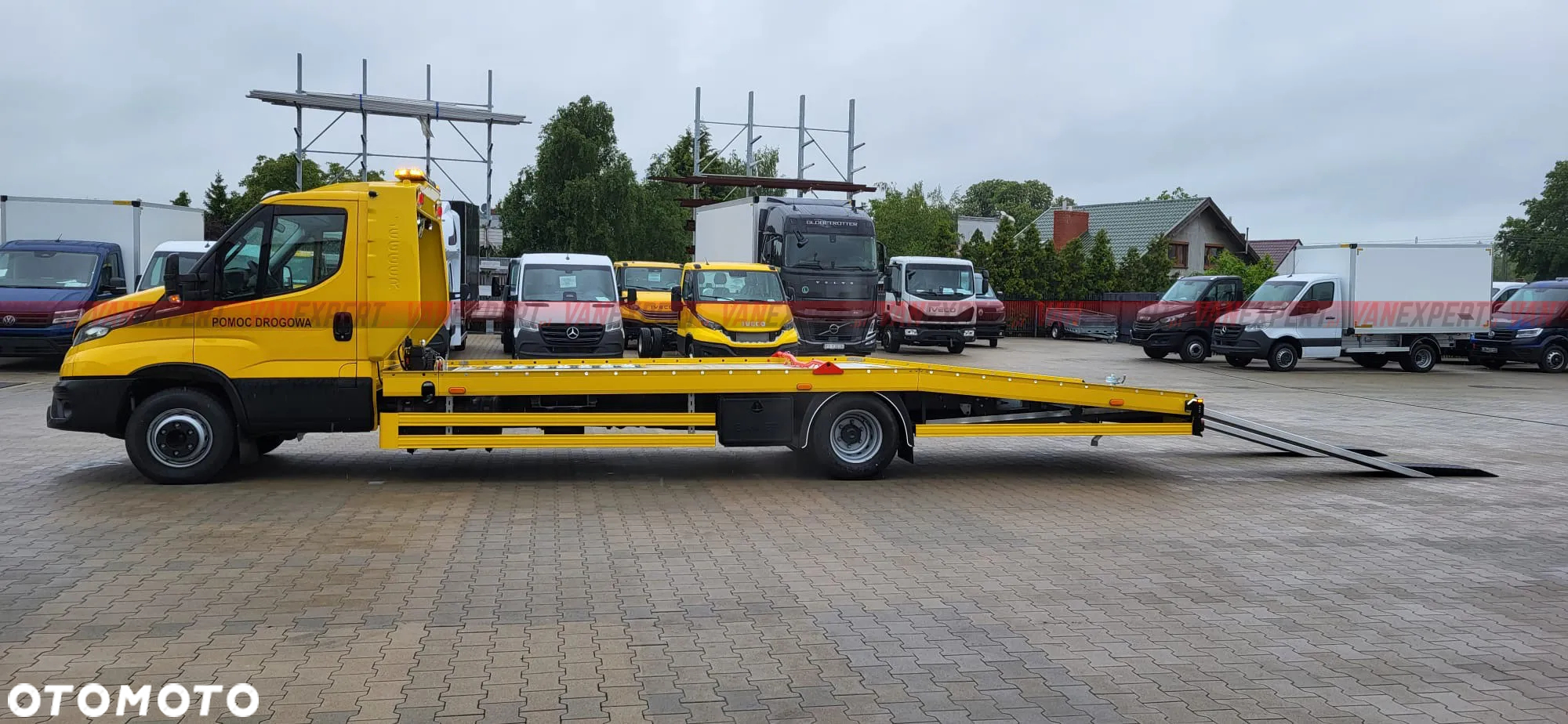 Iveco Daily 70C21H A8 P Laweta z zapadniami - 4