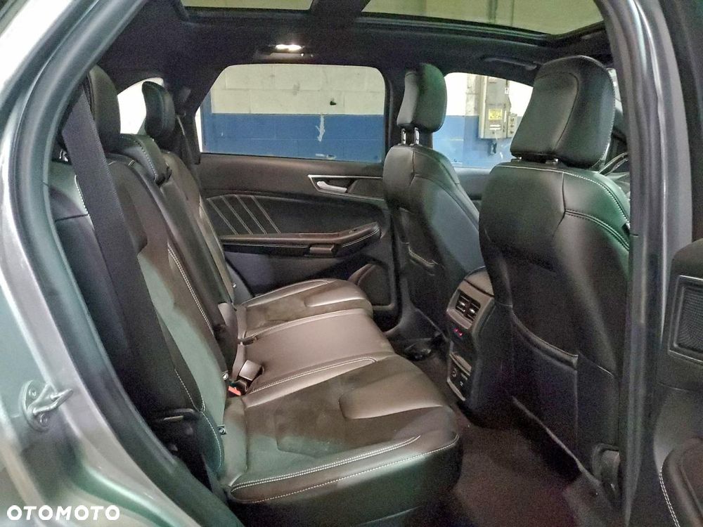 Ford Edge - 7