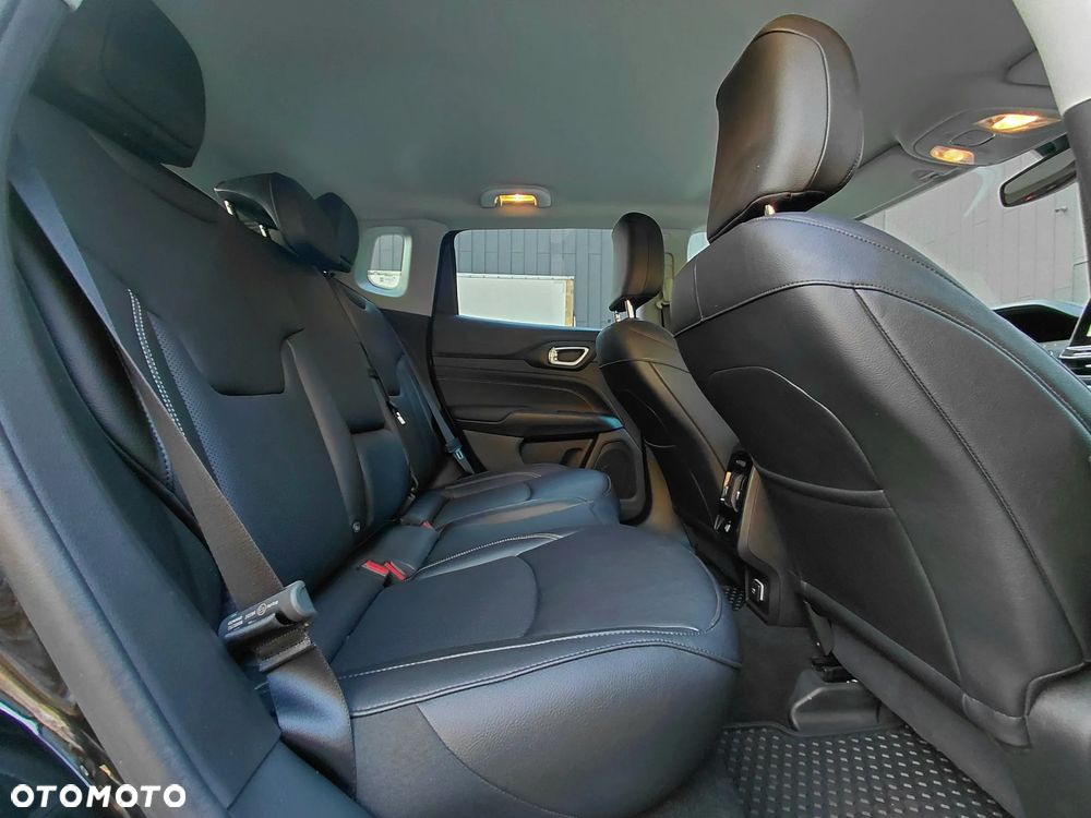 Jeep Compass - 8
