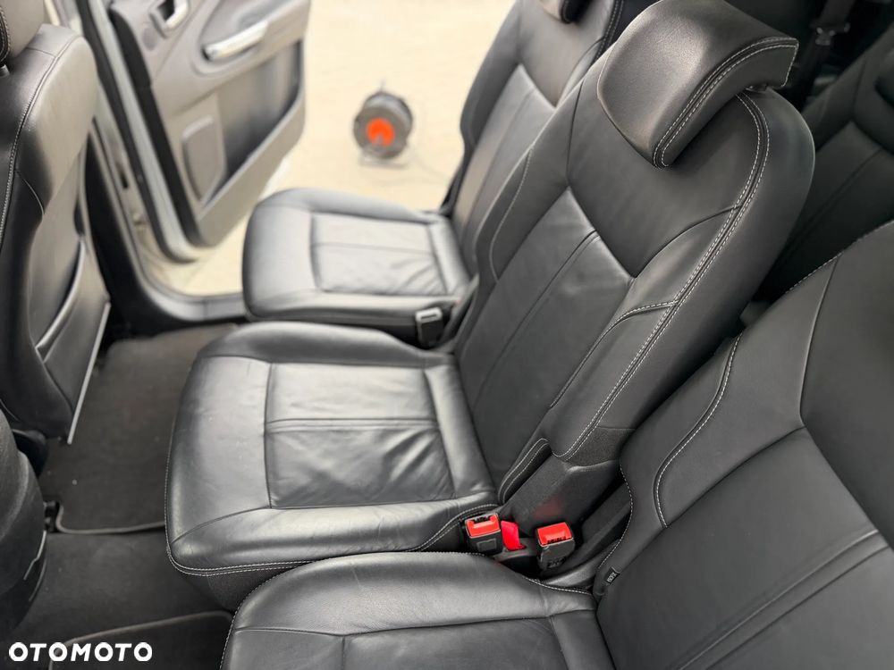 Ford S-Max 2.0 TDCi DPF Titanium X - 17