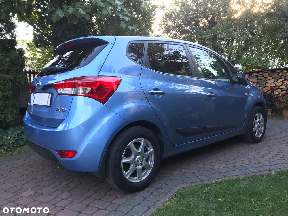 Hyundai ix20 1.4 Premium - 8
