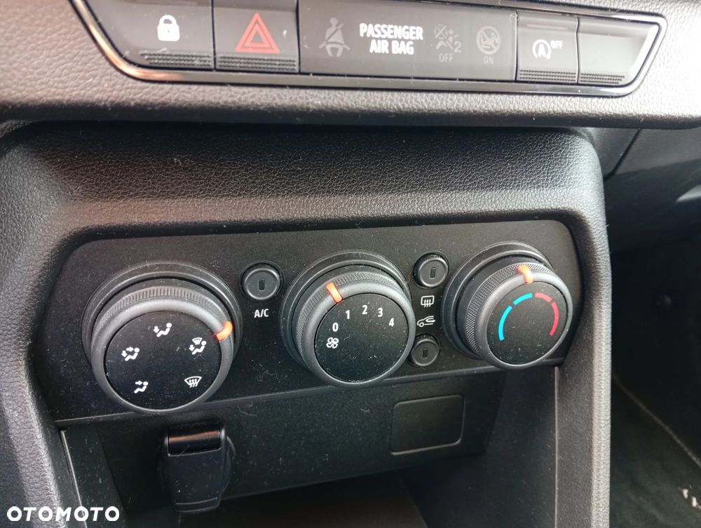 Dacia Sandero - 19
