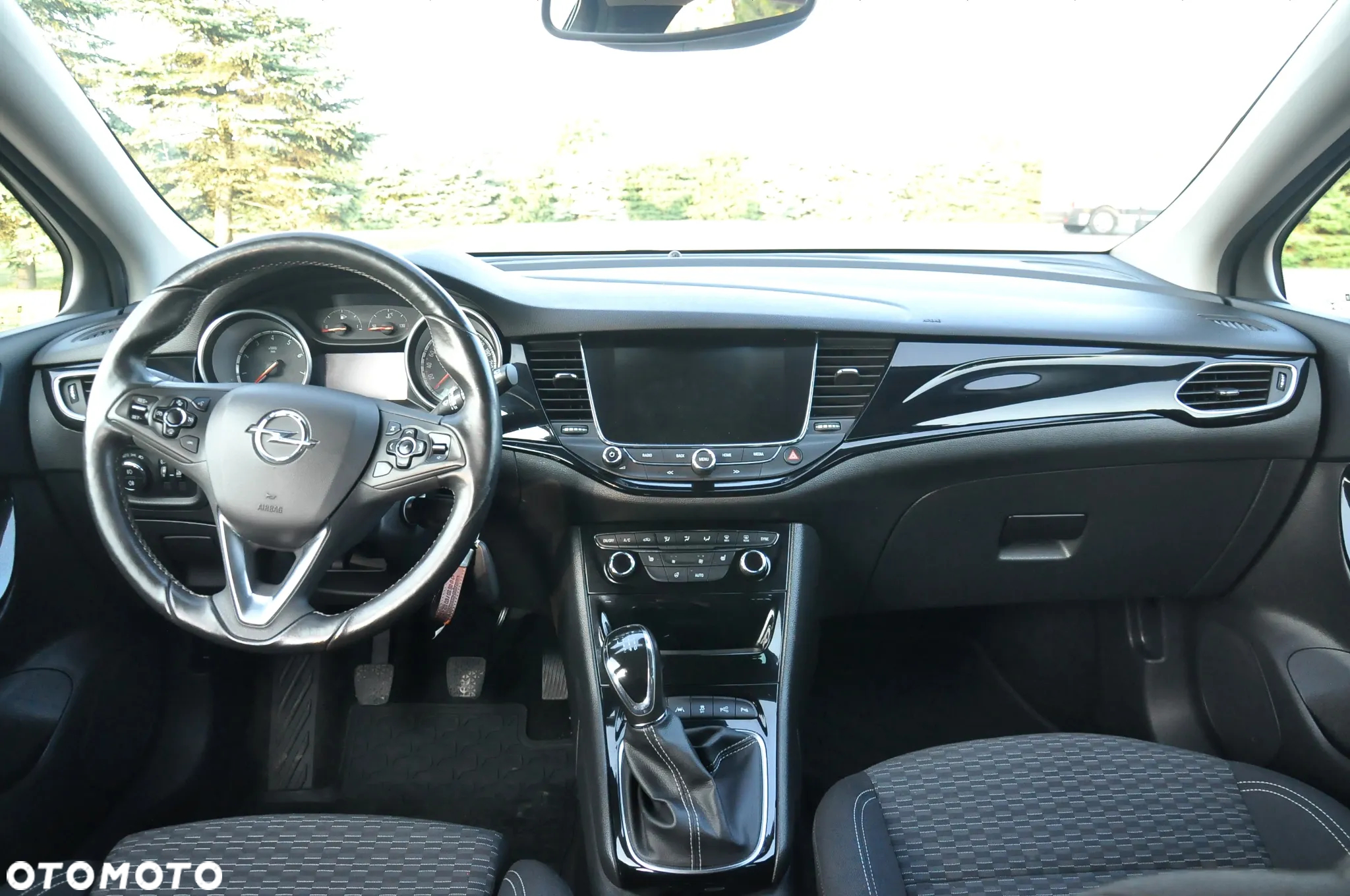 Opel Astra 1.4 Turbo Sports Tourer Active - 24