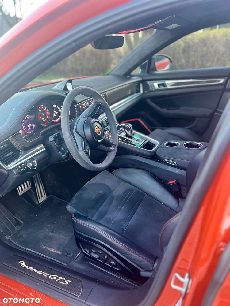 Porsche Panamera GTS - 19
