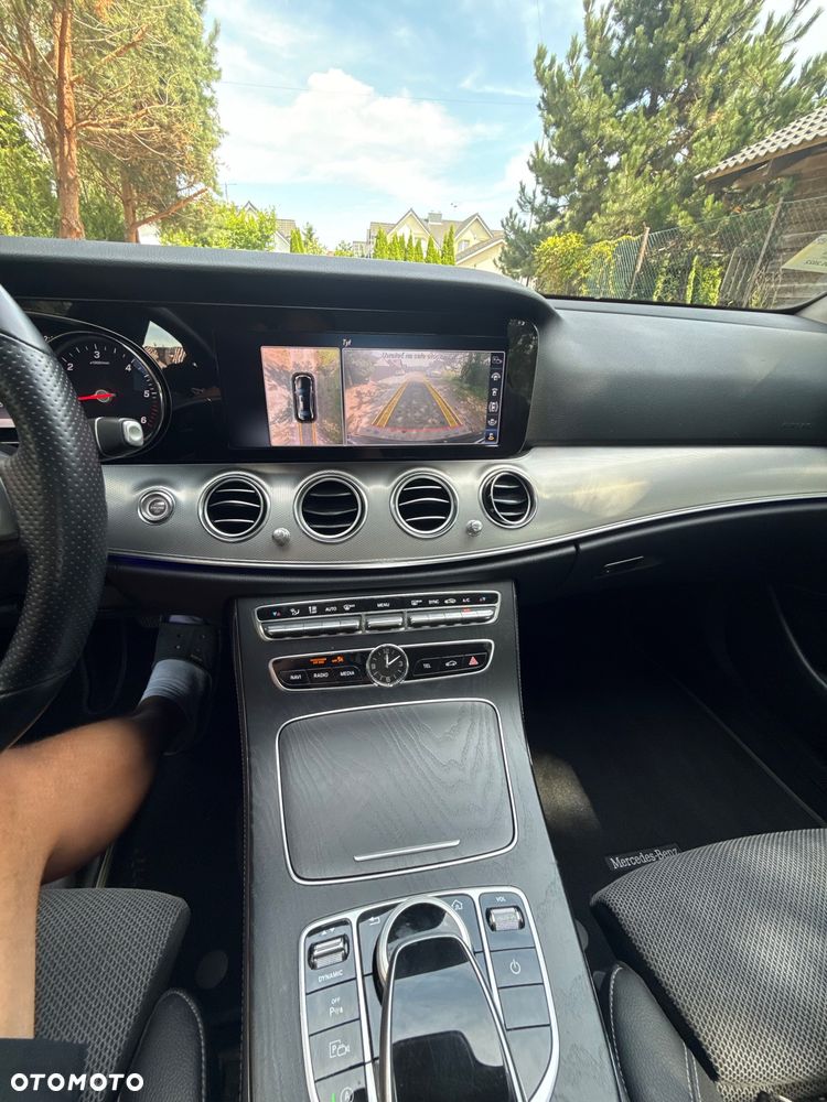 Mercedes-Benz Klasa E 220 d 4-Matic 9G-TRONIC - 7