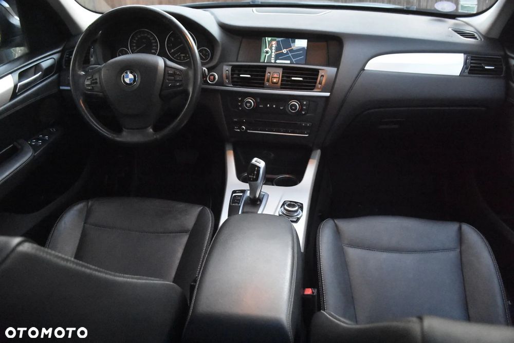 BMW X3 xDrive20i Advantage - 6