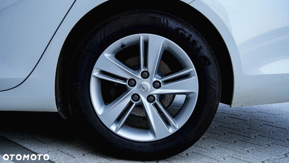 Opel Insignia 2.0 CDTI Innovation S&S - 9