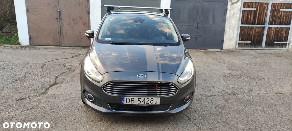 Ford S-Max 2.0 TDCi Titanium - 1