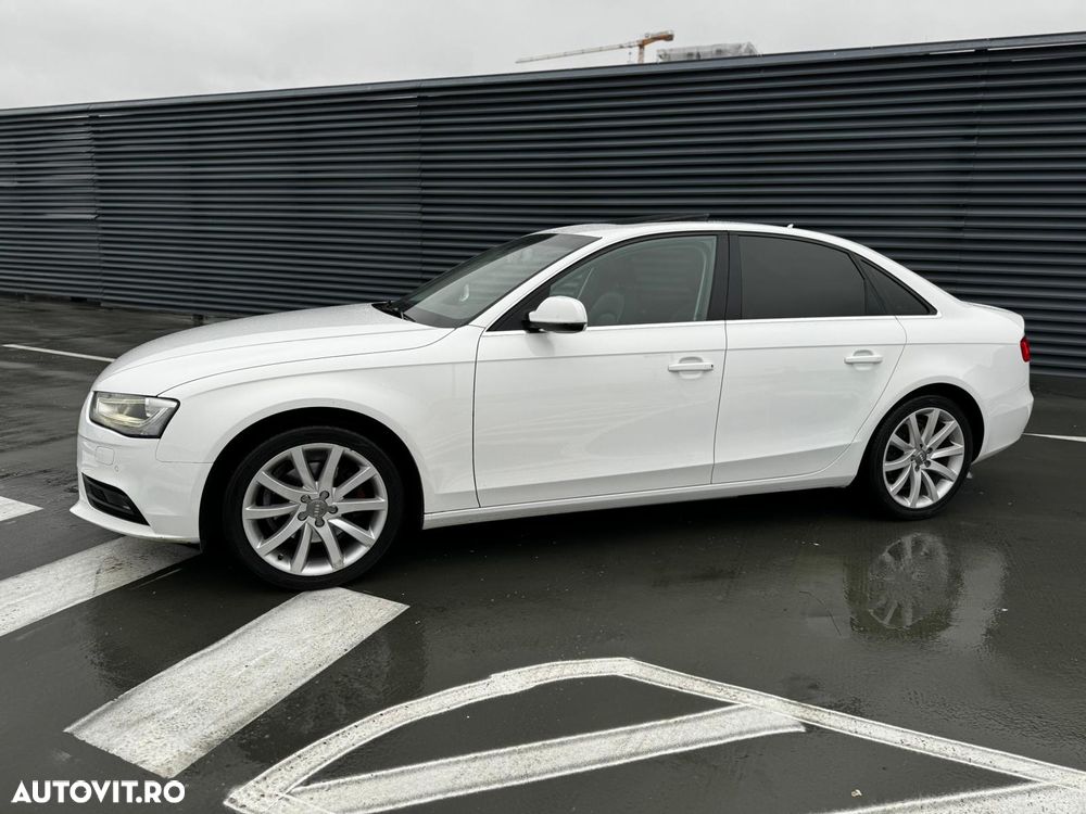 Audi A4 Avant 2.0 TDI DPF multitronic S line Sportpaket - 2