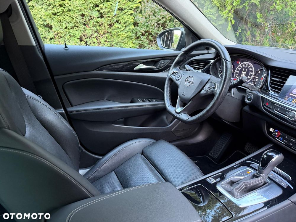Opel Insignia 2.0 BiTurbo D 4x4 Automatik Exclusive - 19