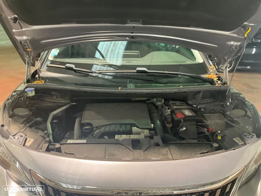 Peugeot 3008 1.2 PureTech Allure Pack - 17
