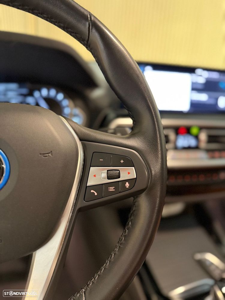 BMW X3 30 e xDrive Line Luxury - 11