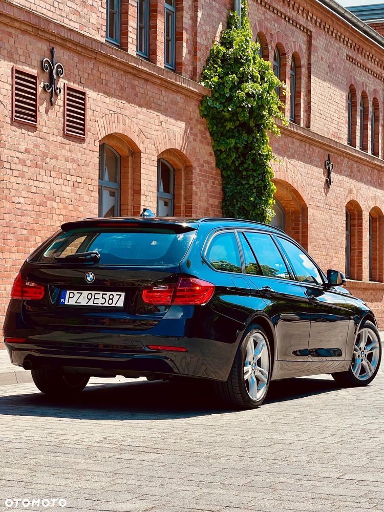 BMW Seria 3 320i Sport Line - 3