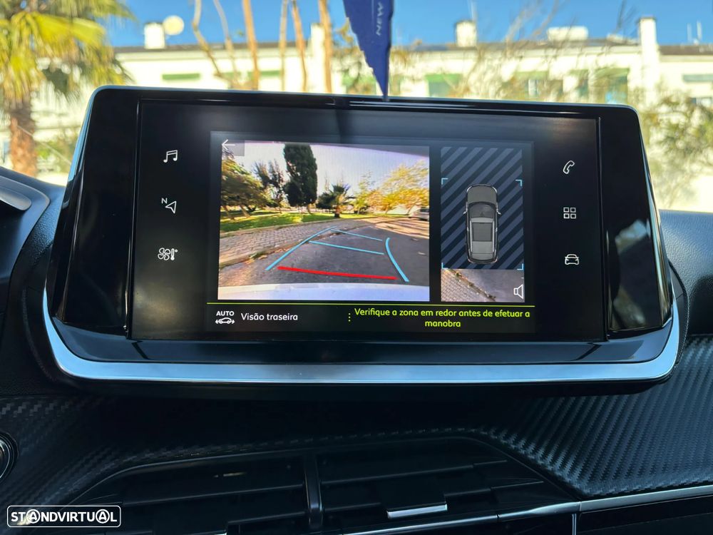 Peugeot 2008 1.5 BlueHDi Allure Pack EAT8 - 4