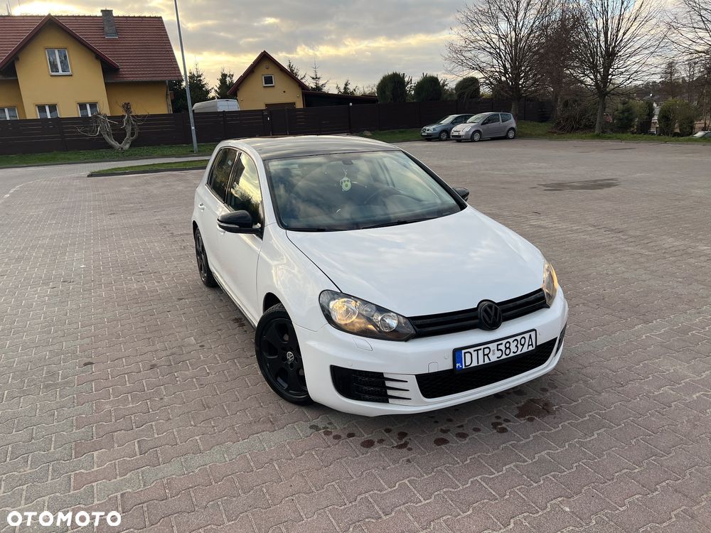 Volkswagen Golf 1.6 TDI DPF Highline - 9
