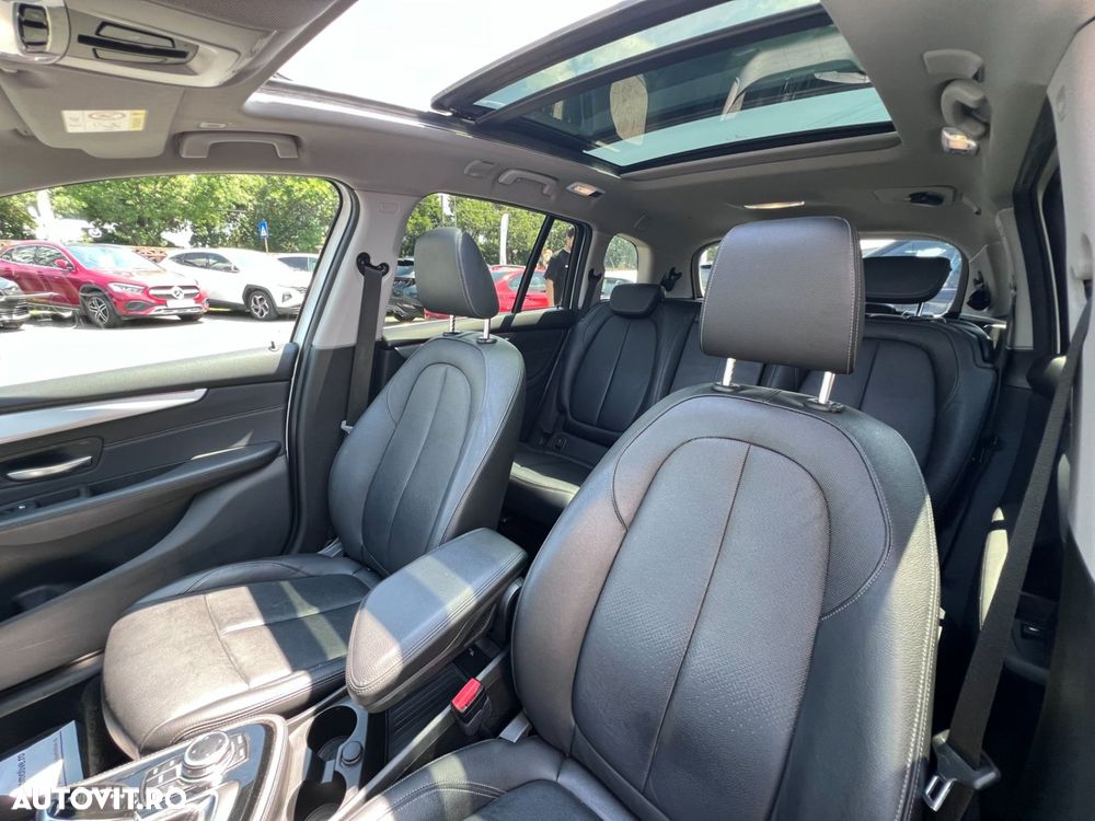 BMW Seria 2 218d AT - 12