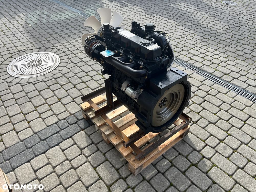 SILNIK KIOTI 4A220LWS DAEDONG KUBOTA V2203 17000netto - 7