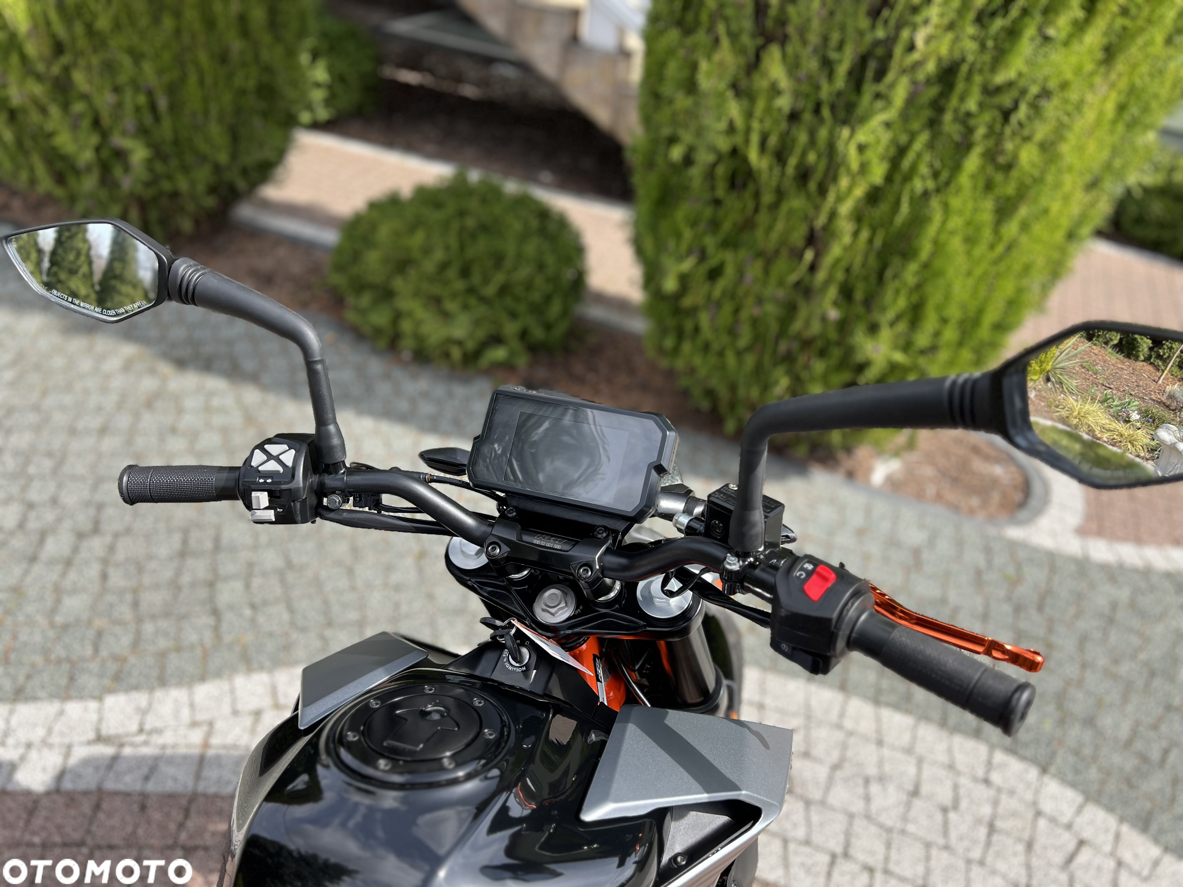 KTM Duke - 17