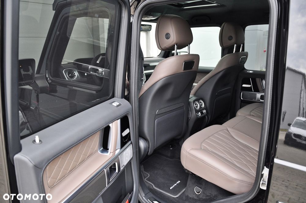 Mercedes-Benz Klasa G AMG 63 4x4 2 - 25
