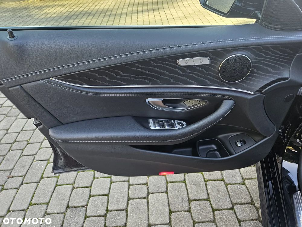 Mercedes-Benz Klasa E 220 d 4-Matic AMG - 19