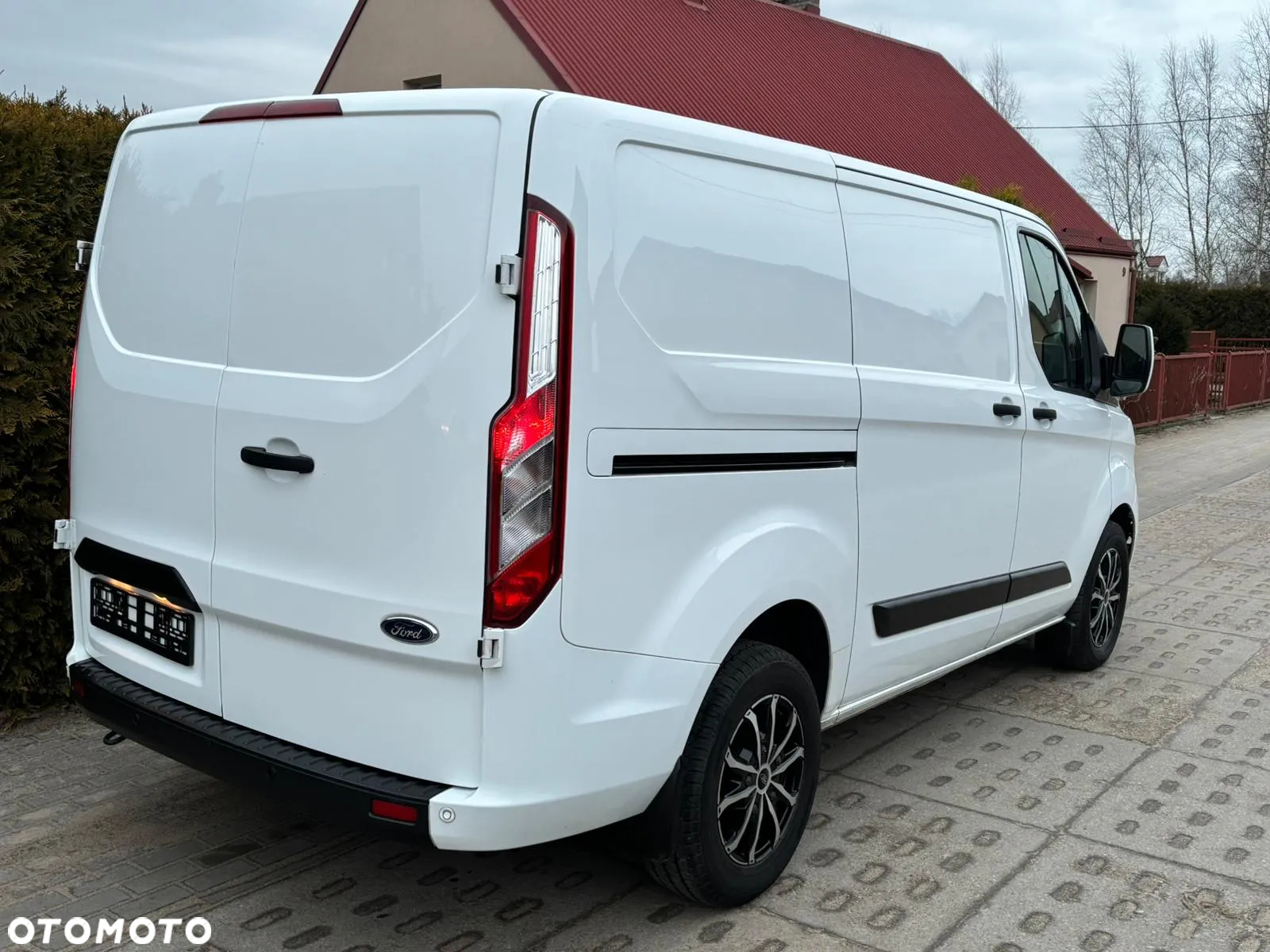Ford Transit Custom - 8