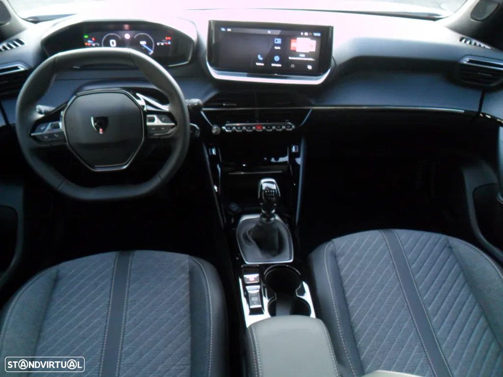 Peugeot 2008 1.2 PureTech Allure Pack - 12
