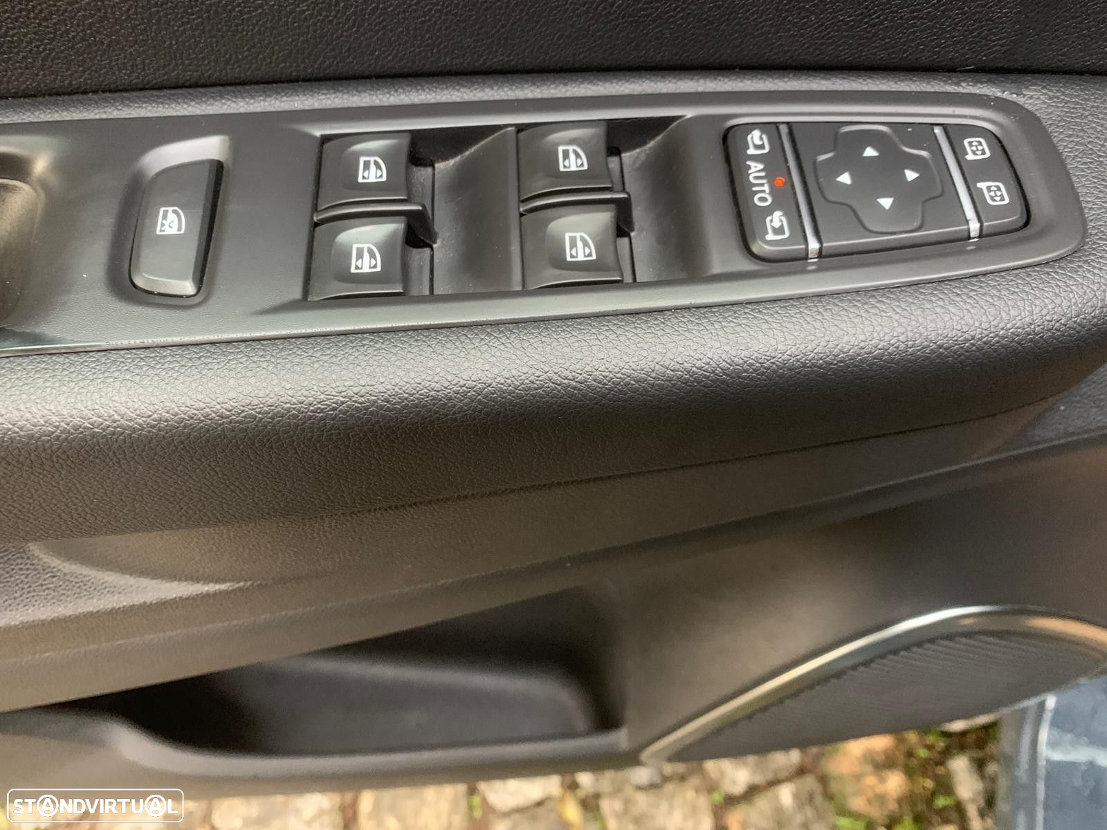 Renault Captur 1.5 dCi Exclusive EDC - 22
