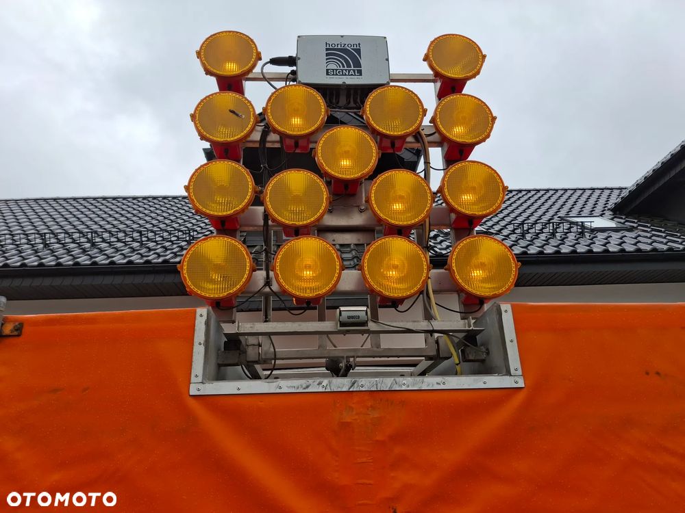 Iveco Daily 35-130 LIFT Doka Brygadówka Automat Hi Matic Plandeka Służba Drogowa Służba Autostradowa Hak Webasto Światła Ostrzegawcze Drogowy - 36