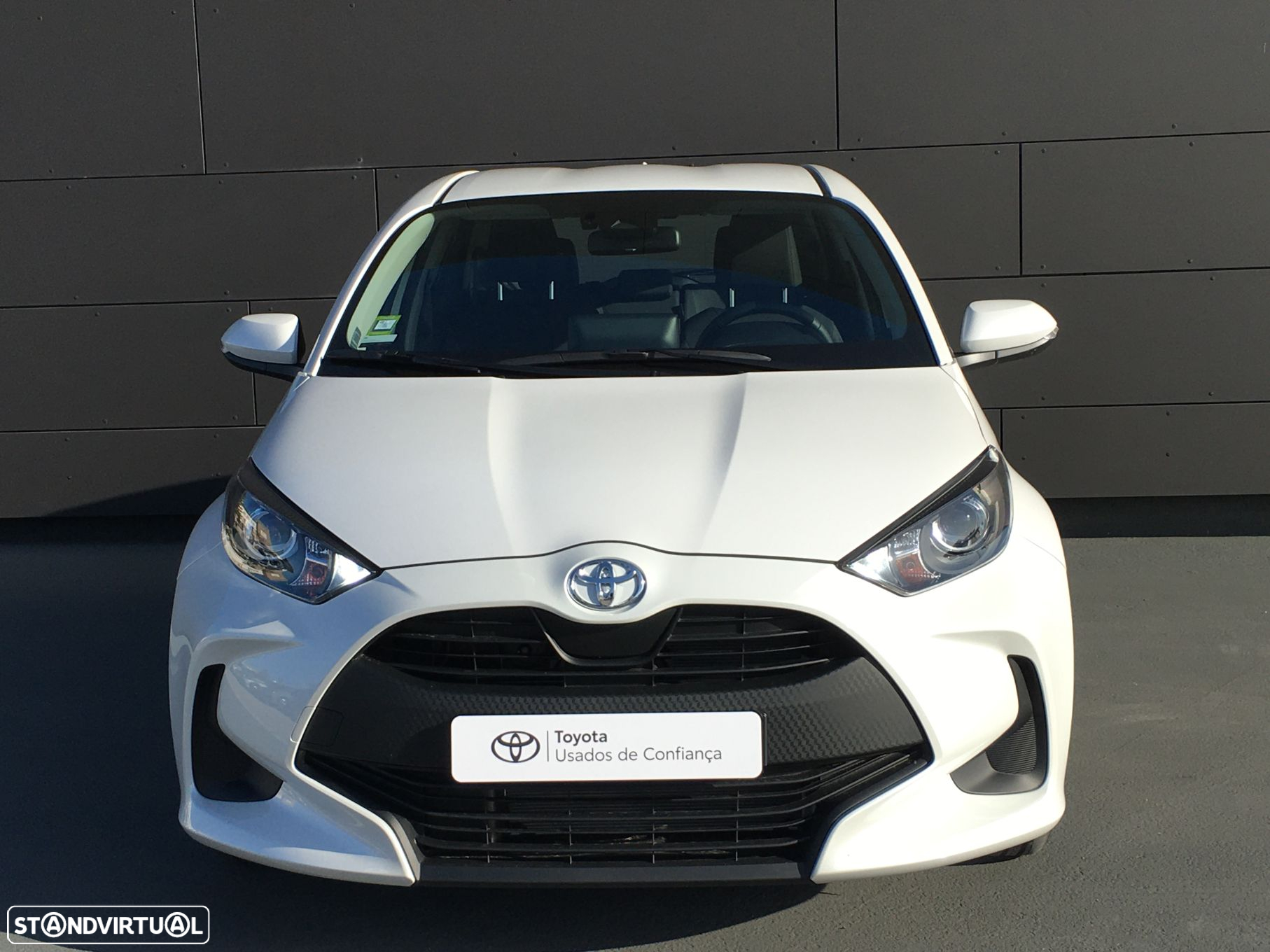 Toyota Yaris 1.0 VVT-i Comfort Plus - 4