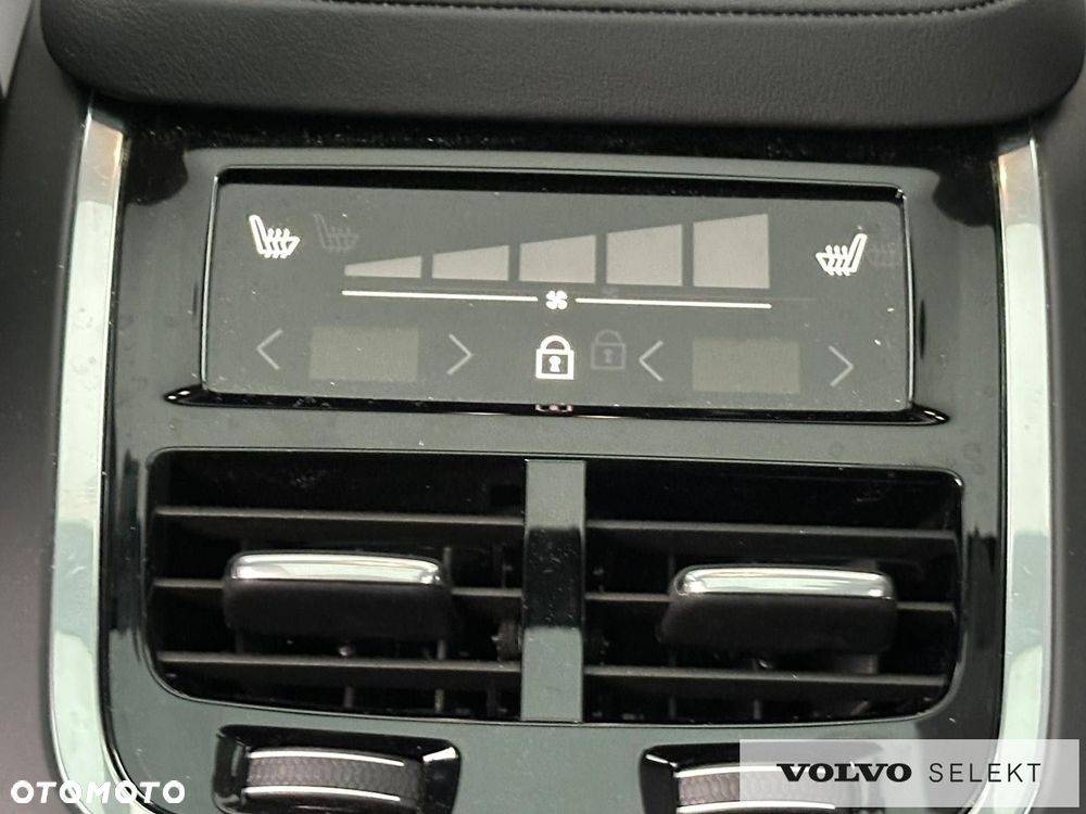 Volvo XC 90 - 37