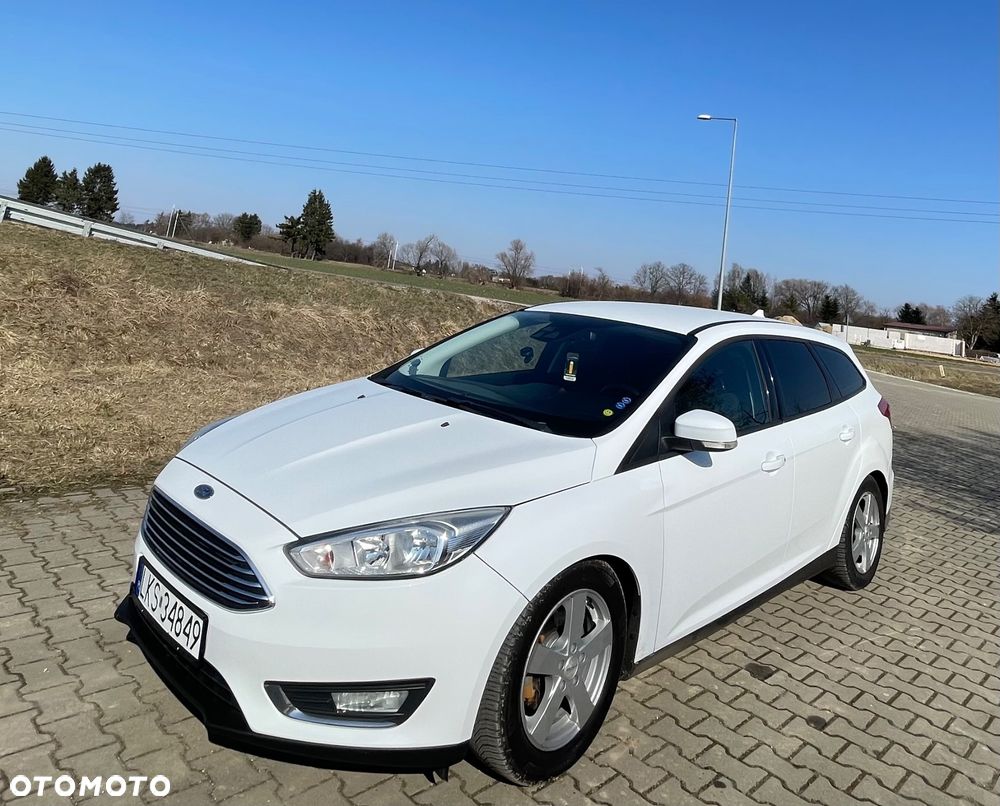 Ford Focus 1.6 TDCi DPF Titanium - 2