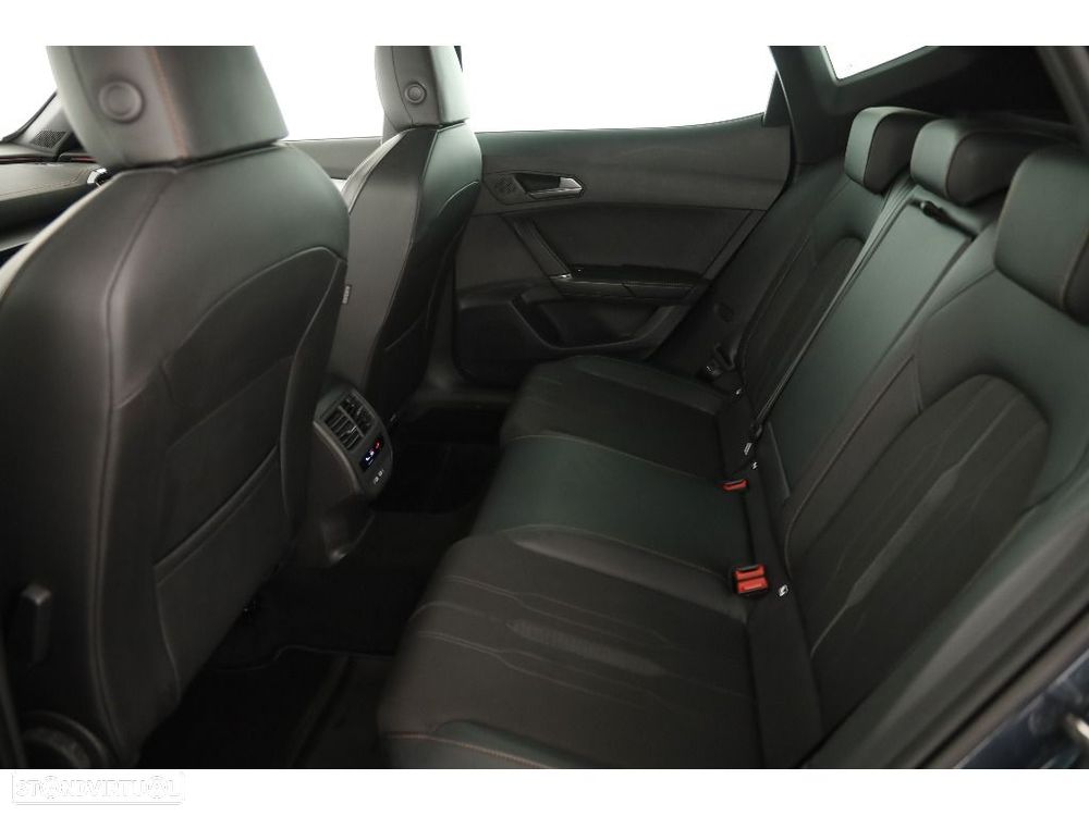 Cupra Formentor 1.4 e-Hybrid DSG - 24